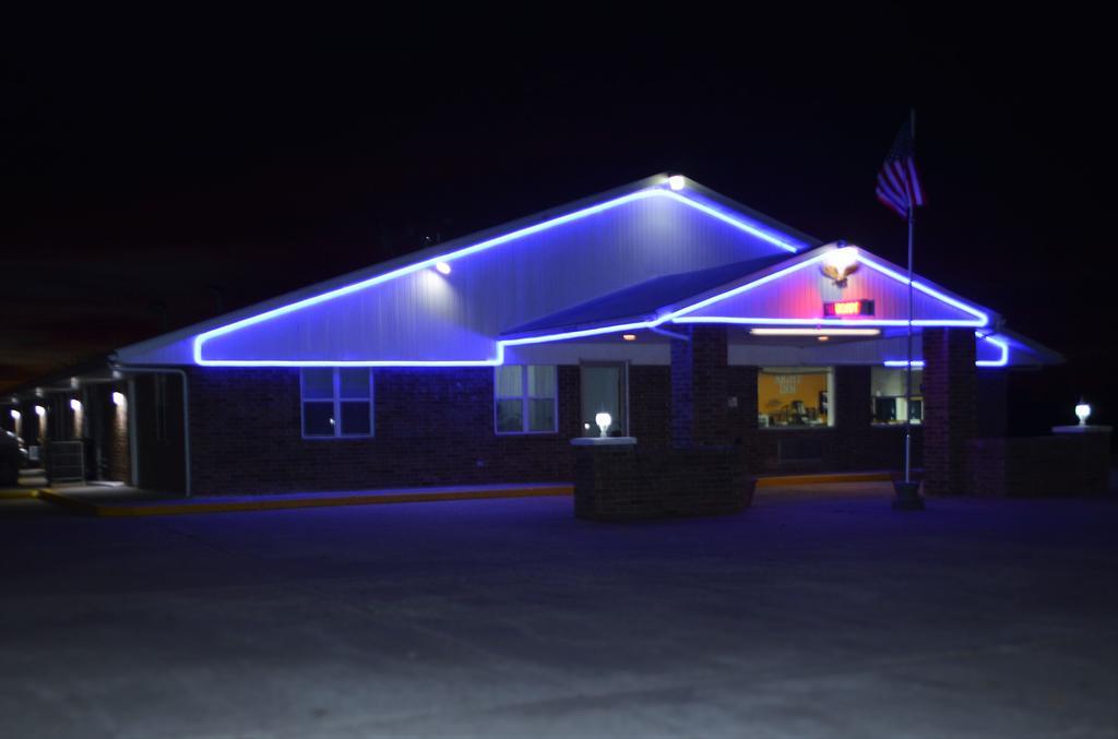 Night Inn Sweet Springs Eksteriør bilde